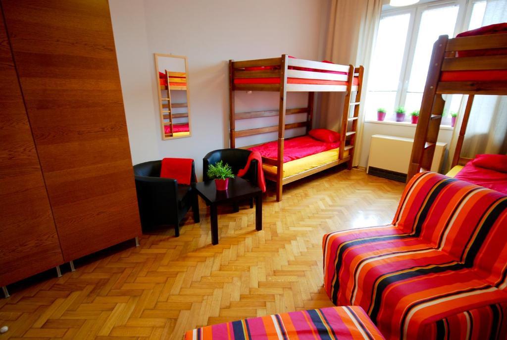Bed and Breakfast Okay House Krakau Zimmer foto